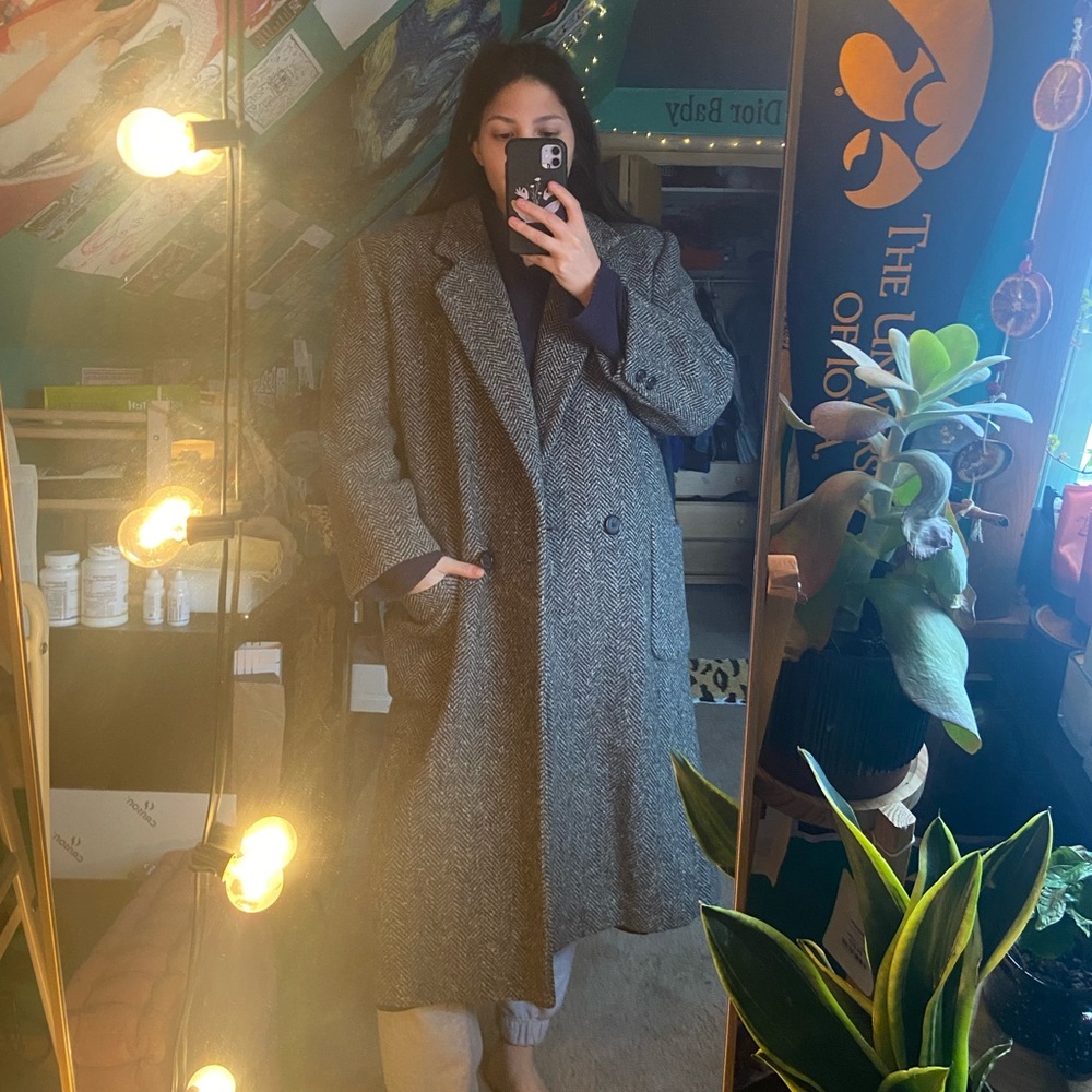 size L 100% wool long sleeve thick jacket